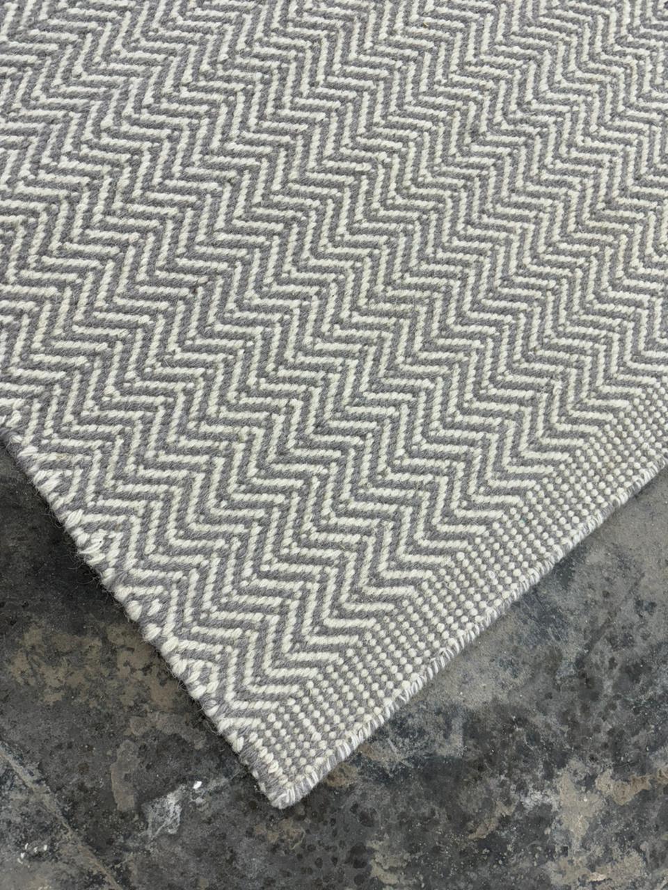 Grey Silver & White Hand woven, Wool flat weave rug, Single Line Chevron Style - LavnLira