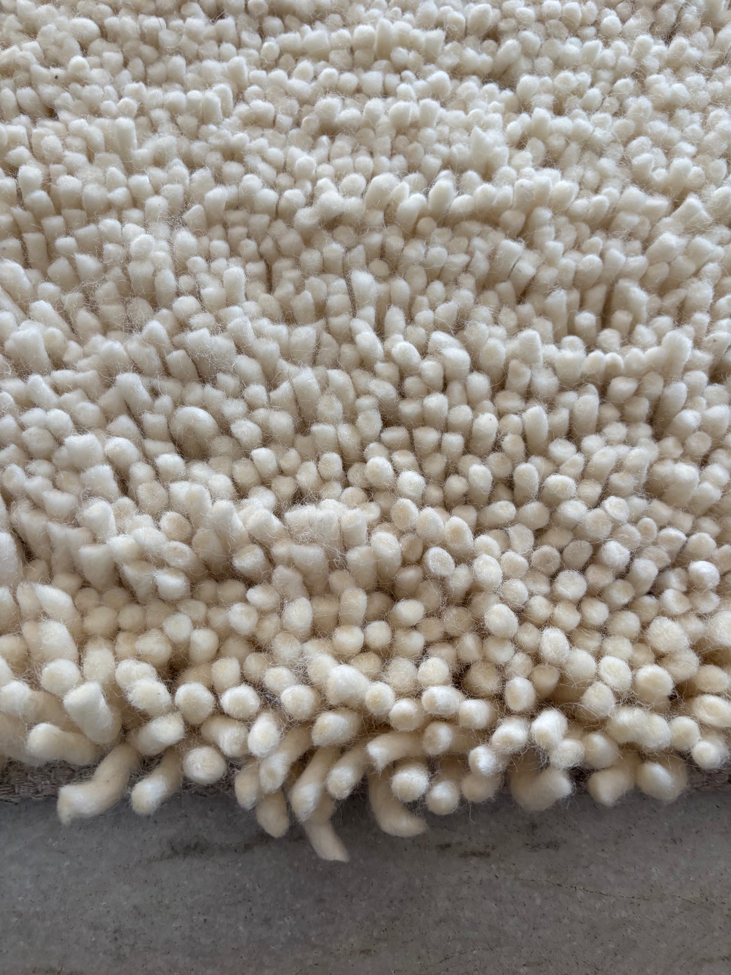 Closeup Image of white New Zealand Wool Rug 