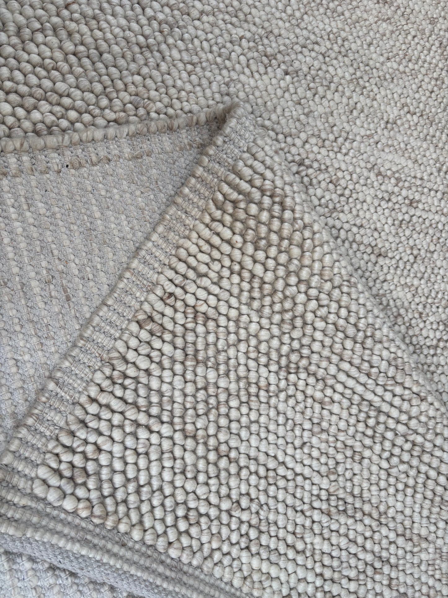 Chunky Loop Wool Rug — Beige Cream | Handwoven | Custom Sizes | Bordered | Lav & Lira