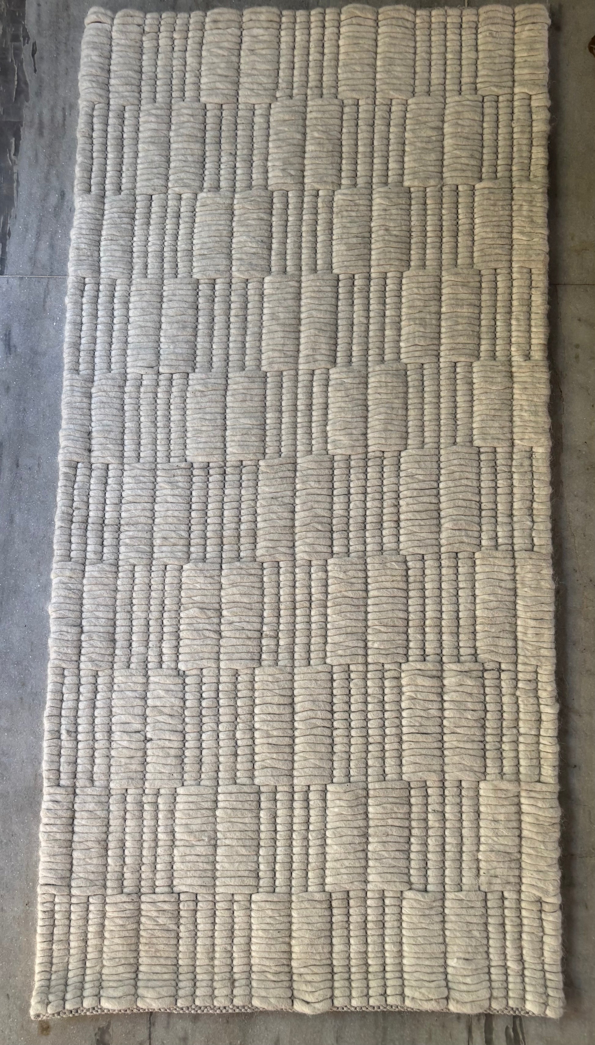 Full Scale Rug Image