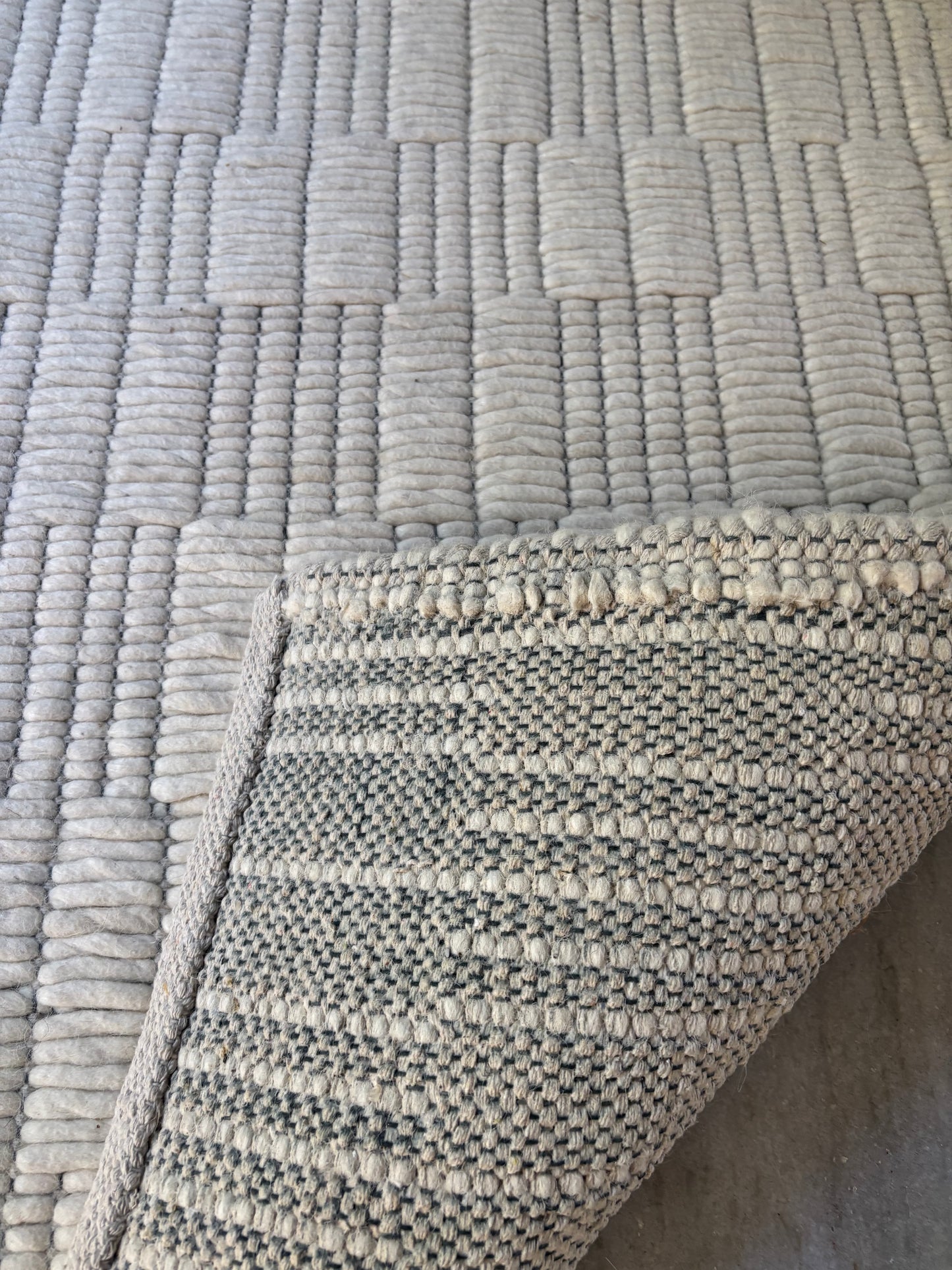 Rug image front and backside