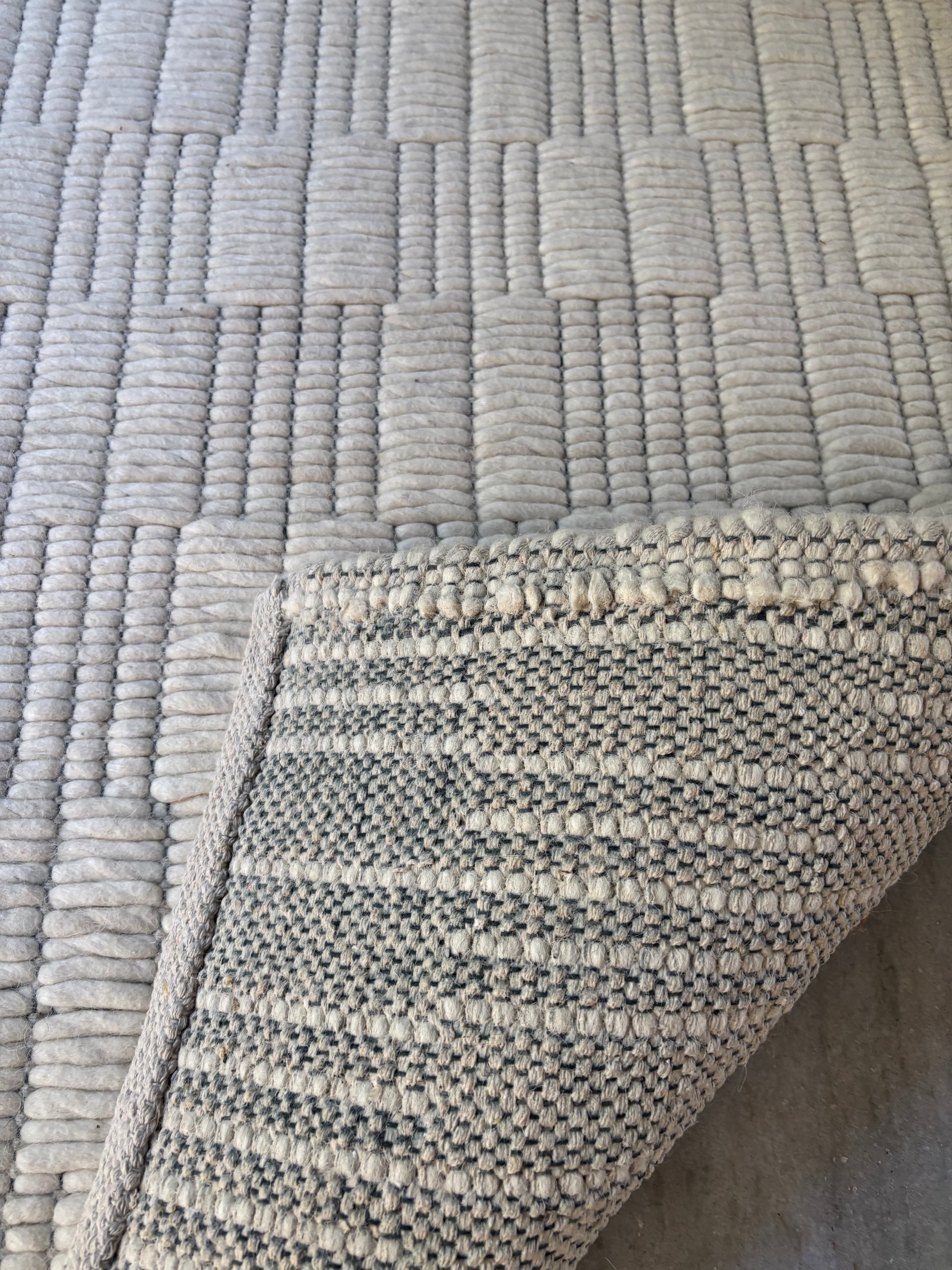 Rug image front and backside